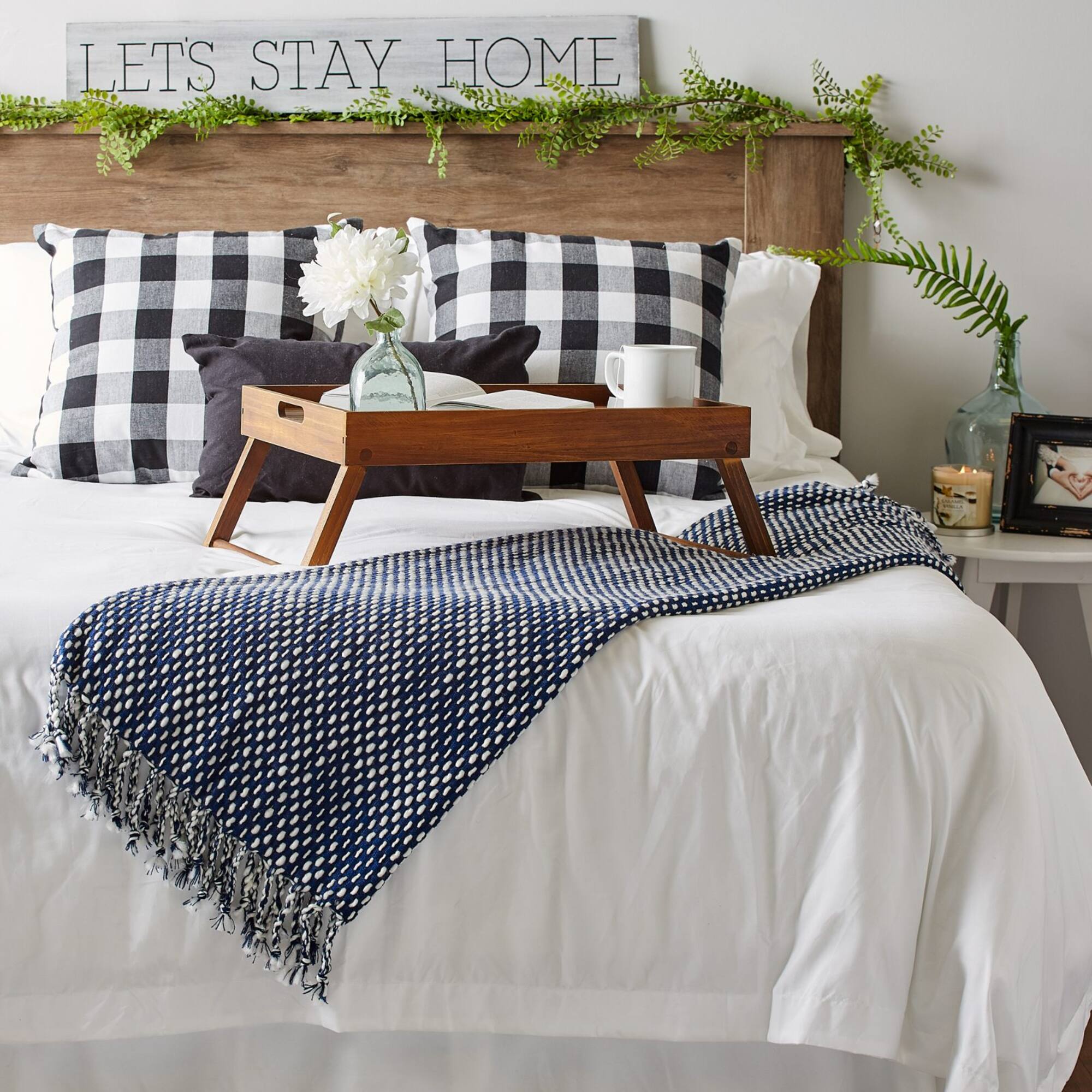 DII® Navy & White Textured Acrylic Throw